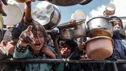 Pakistan’dan Gazze’ye 100 tonluk yeni yardım!