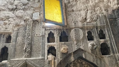 Nevşehir'de odunlukta temizlik yapılırken farkedildi 600 yıllık tarih keşfi