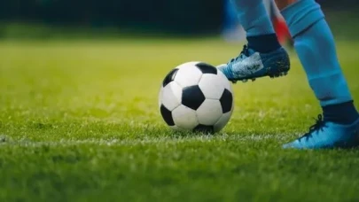 Bugün hangi maçlar var? 6 Eylül Cumartesi futbol, voleybol maç programı ve kanal isimleri