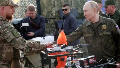 Putin askeri forma giydi tüm dünya bunu konuştu!