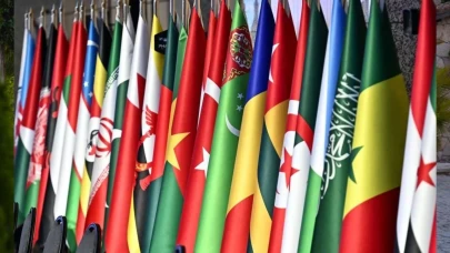 İİT ve Arap Ligi Zirvesi’nden Katar’a destek mesajı: 'Saldırıyı en şiddetli şekilde kınıyoruz'