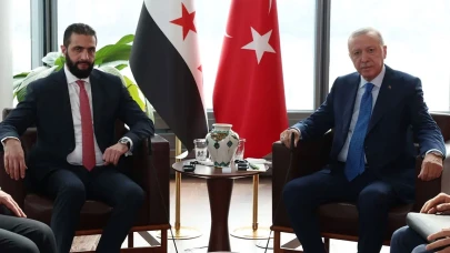 Cumhurbaşkanı Erdoğan, Suriye Lideri Ahmed Şara ile Türkevi’nde görüştü