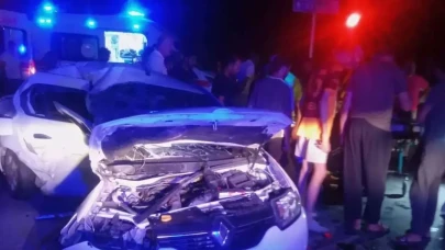 Malatya’da iki otomobil çarpıştı: 3 yaralı