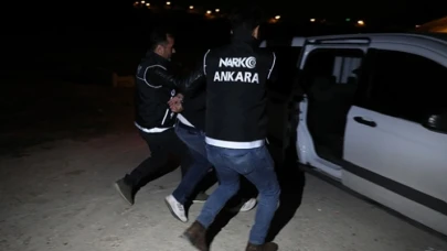 Narkotik operasyonunda skandal gerçek! Torbacı polis çıktı!