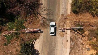 Orman yangınlarına karşı mahalle çıkışlarına sürgülü kapı taktırdı