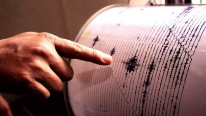 Son dakika: Balıkesir'de korkutan deprem