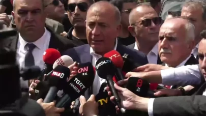 Gürsel Tekin CHP il binasına geldi: İşte ilk sözleri