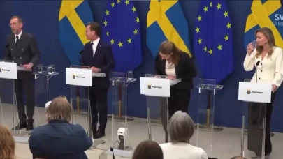 İsveç Sağlık Bakanı basın toplantısında fenalaştı