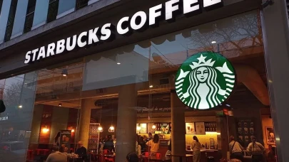 Starbucks küçülmeye karar verdi: Dükkanların çoğu kapatılıyor