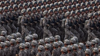 Çin'den gövde gösterisi! Dünya bu görüntüleri konuşuyor