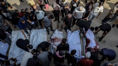 İsrail’in Gazze’ye saldırılarında 74 Filistinli hayatını kaybetti