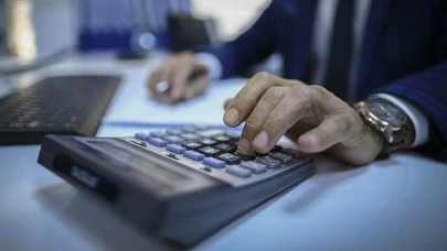 Büyük projelerde yer almıştı! 49 yıllık holding iflas etti, borcu dudak uçuklattı