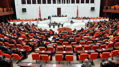 Emekli ve gençlere müjde! Meclis'te torba kanun hazırlığı neler var neler