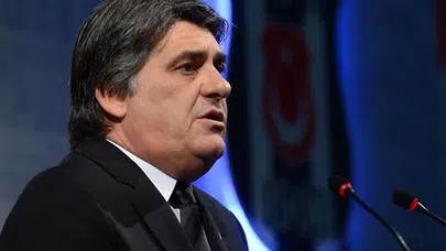 Beşiktaş Kulübü Başkanı Serdal Adalı, taraftarlarla iftarda buluştu