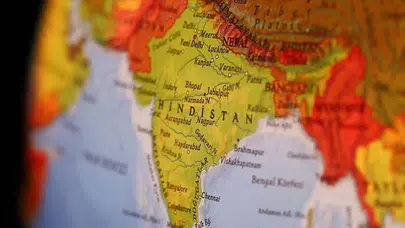 Hindistan’da vahşet: Anne ve 10 aylık bebeği yakılarak öldürüldü