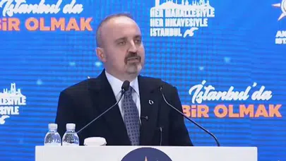 Bülent Turan'ın AK Parti teşkilatlarıyla ilgili açıklamaları salonda büyük alkış aldı