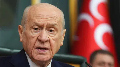 MHP lideri Bahçeli'den İstiklal Marşı mesajı: Muhteşem bir mücadelenin ebedi vesikasıdır