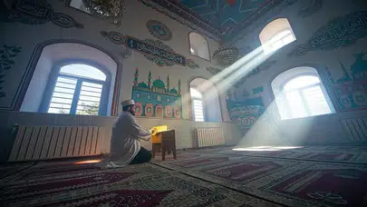 Kadir Gecesi'nin 27. gece olduğu kesin mi? İşte Kur'an ve hadislerdeki işaretler