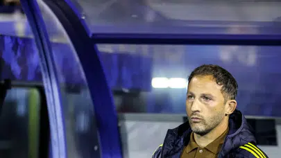 Fenerbahçe'de Tedesco kovuldu mu?