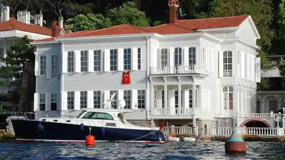 Abud Efendi Yalısı satışa çıktı! Boğaz efsanesinin sahibi kim?