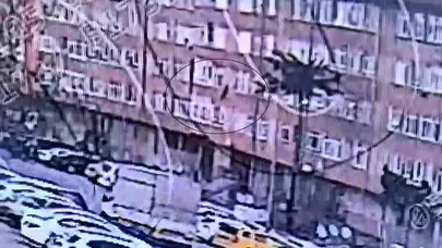 Kayseri’de 5. kattan atlayan kişi hayatını kaybetti: O anlar kameraya yansıdı