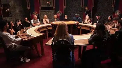 The Traitors Türkiye hangi ülkede çekildi? İşte o gizemli şatonun hikâyesi!