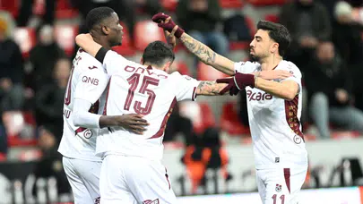 Trabzonspor deplasmanda Kayserispor’u 3-1 yendi, Onuachu iki golle öne çıktı