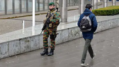 Belçika'da 200 asker sokakta devriye gezecek