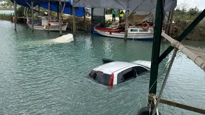 Direksiyon hakimiyeti kaybedilen otomobil dereye düştü: 3 kişi kurtuldu