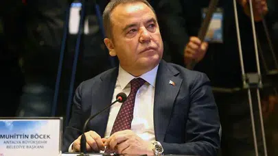 Muhittin Böcek soruşturmasında 2 şoför rüşvet suçlamasıyla tutuklandı