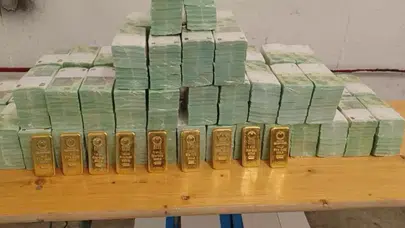 El konulan zırhlı araçlardan milyonlarca euro, dolar ve altın çıktı