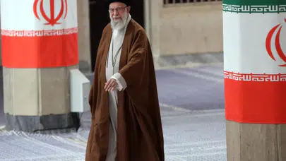 Hamaney'in naaşı Tahran'da halkın ziyaretine açılacak