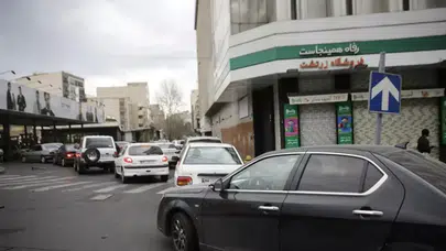 İran’da yakıt kotası düşürüldü: Akaryakıt istasyonlarında kuyruklar oluştu