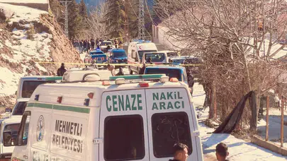 17 yaşındaki genç dehşet saçtı: Akrabasını öldürdü, çok sayıda kişi yaralandı