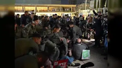 İsrail’de savaş karşıtı protesto: Göstericiler ile polis karşı karşıya geldi