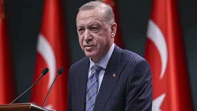 Cumhurbaşkanı Erdoğan tarihi başarıya imza atan Rıza Kayaalp’i tebrik etti
