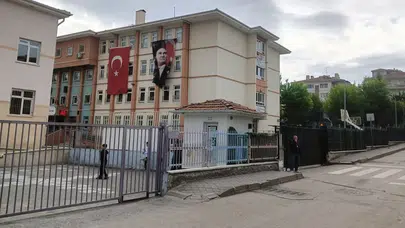 Okula silah getiren öğrenci sonrası güvenlik önlemleri artırıldı