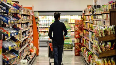 Ticaret Bakanlığı zincir marketlerde fahiş fiyat iddialarını mercek altına aldı