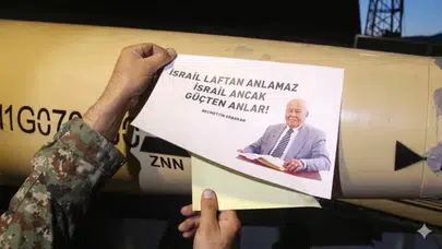 İran’ın İsrail’e gönderdiği füzelerde Erbakan mesajı dikkat çekti