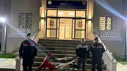 13 yıl önce çalınmıştı: Motosiklet sahibine teslim edildi