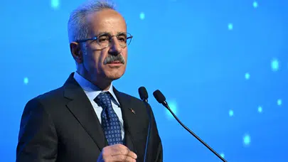 Ankara izmir hattını 3.5 saate indirecek olan YHT projesi yılda 13 milyondan fazla yolcu taşıyacak