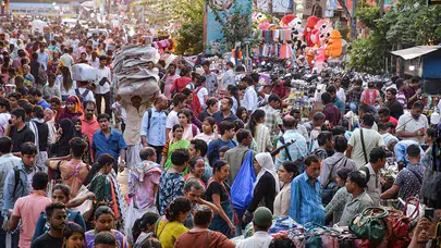 Hindistan’da dev nüfus sayımı: 1,5 milyar kişi kapsanıyor