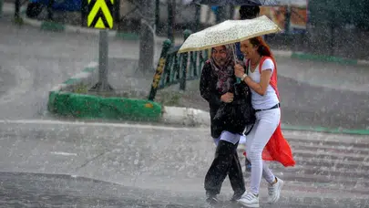 Meteoroloji’den 24 ile kritik uyarı: Sağanak ve fırtına geliyor