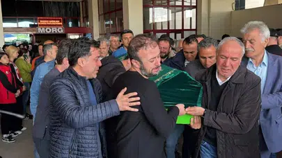 Kahramanmaraş'tan kahreden görüntüler: Okula gönderdikleri çocuklarını tabutta aldılar