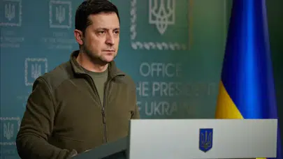 Zelenskiy: "Üçlü müzakere yeniden başlamalı"