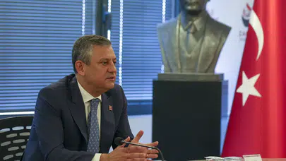 CHP Genel Başkanı Özgür Özel Kahramanmaraş Valisi ile görüştü