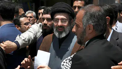 Hamaney’den ateşkes sonrası ilk mesaj: “Haklarımızdan vazgeçmeyeceğiz”