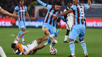Trabzonspor Başakşehir maç özeti 1-1 Akyazı'da 2 puan uçtu