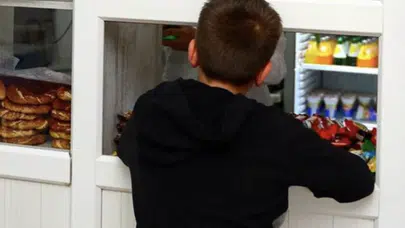 İstanbul’da aylık 2 bin lira kantin kart desteği yapılacak: Hedef 100 bin öğrenci