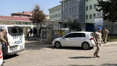 Şanlıurfa'da lisede silahlı saldırı: 4 kişi görevden uzaklaştırıldı